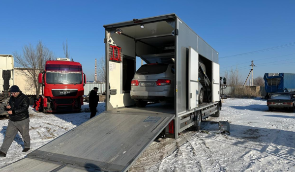 Почему спорткары требуют особого подхода при перевозке?